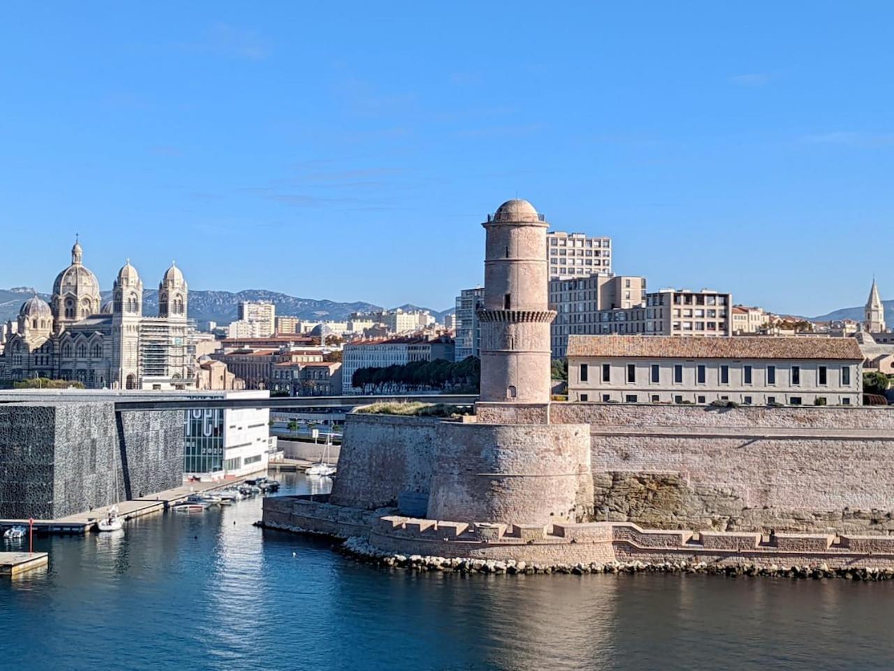 Vieux Port Proximite Panier Clim Central Cachet Marseille Bagian luar foto